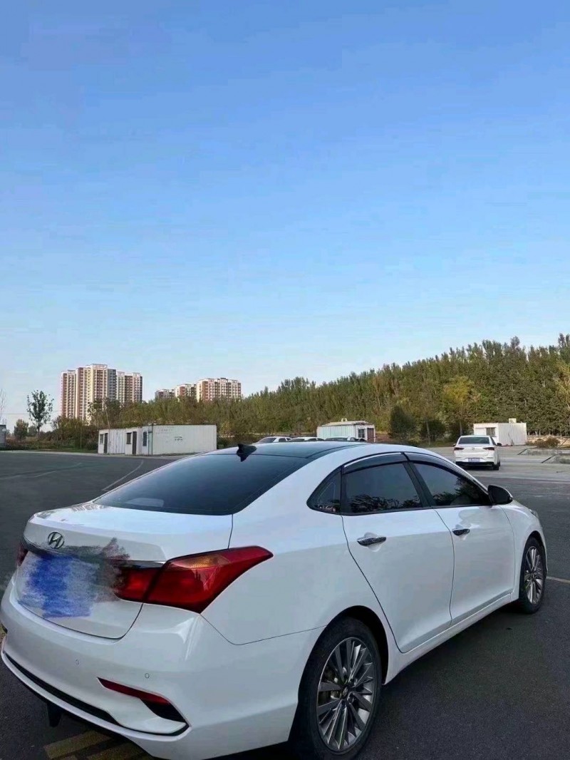 东营19年现代名图2