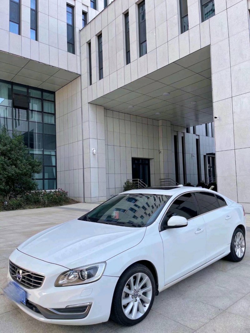 东营14年沃尔沃S60L2