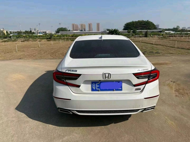 珠海23年本田雅阁2