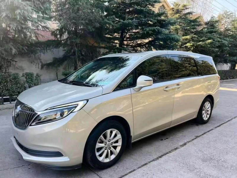 东营17年别克GL86