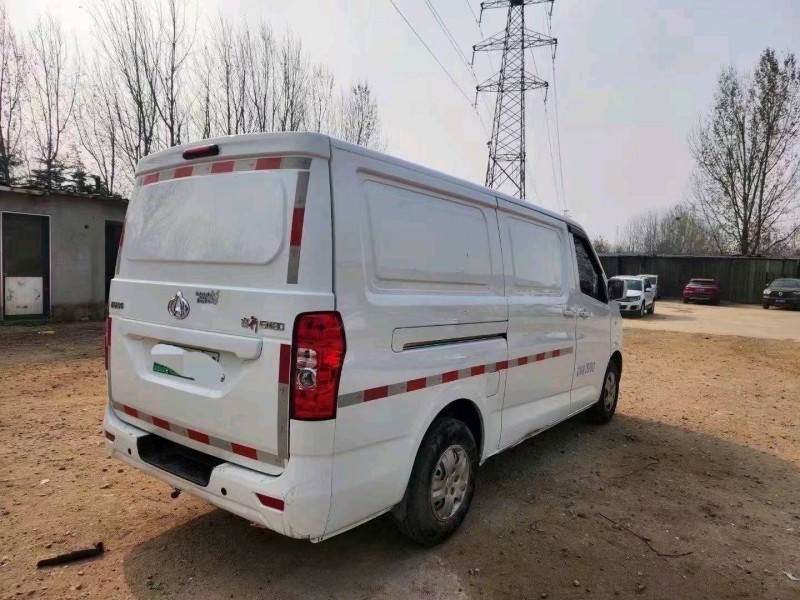 淄博23年长安汽车睿行4