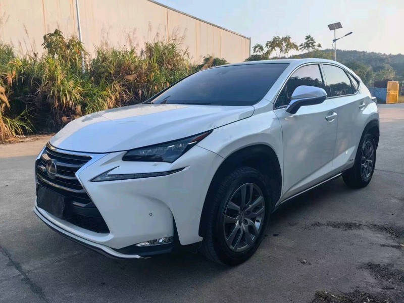 嘉兴15年雷克萨斯NX9