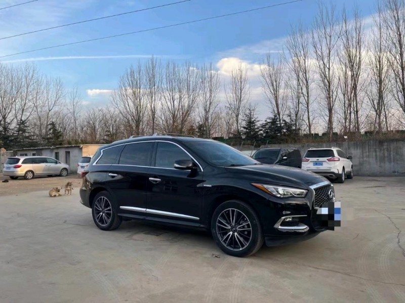 東營18年英菲尼迪QX602