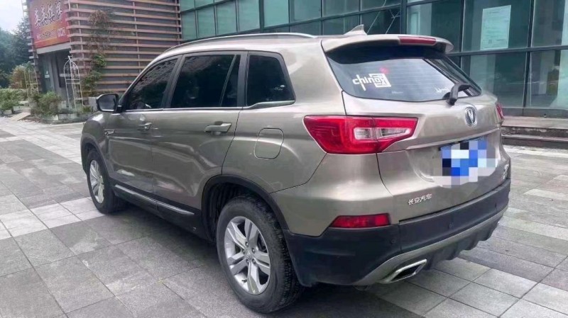 嘉兴16年长安汽车CS756