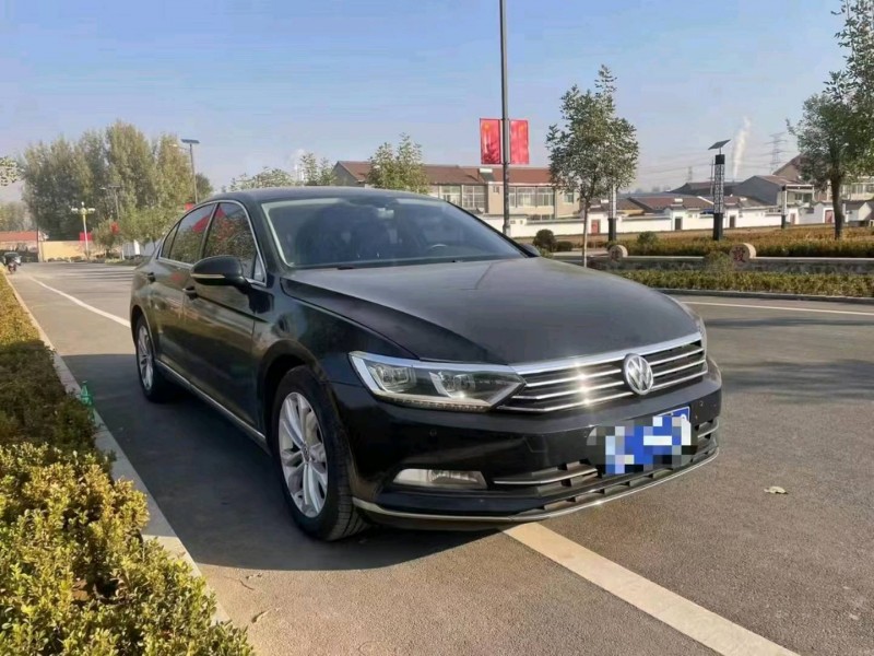 枣庄17年大众迈腾2