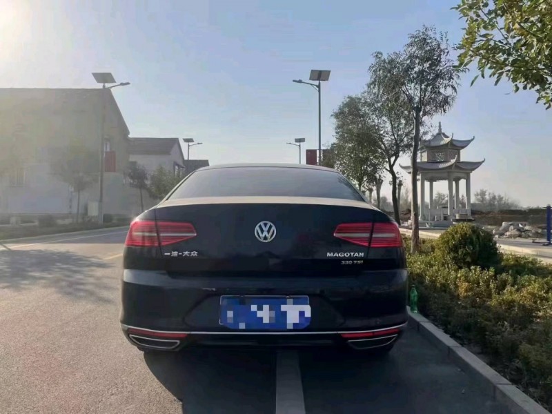 枣庄17年大众迈腾4