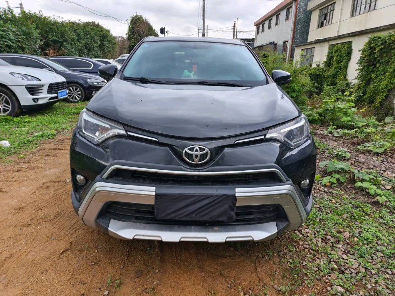 湖州19年丰田RAV4荣放1