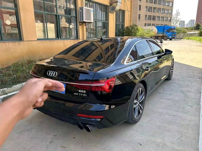 宜昌21年奧迪A6L5