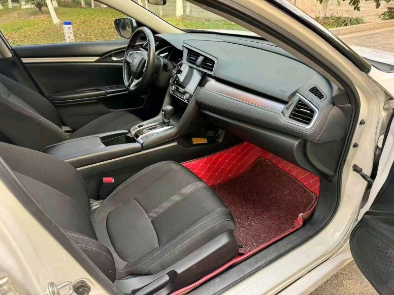 湖州19年本田思域2