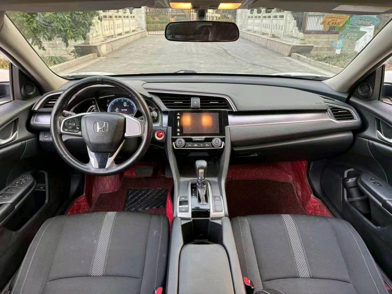 湖州19年本田思域8