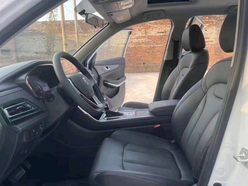 邯郸23年长安汽车CS757