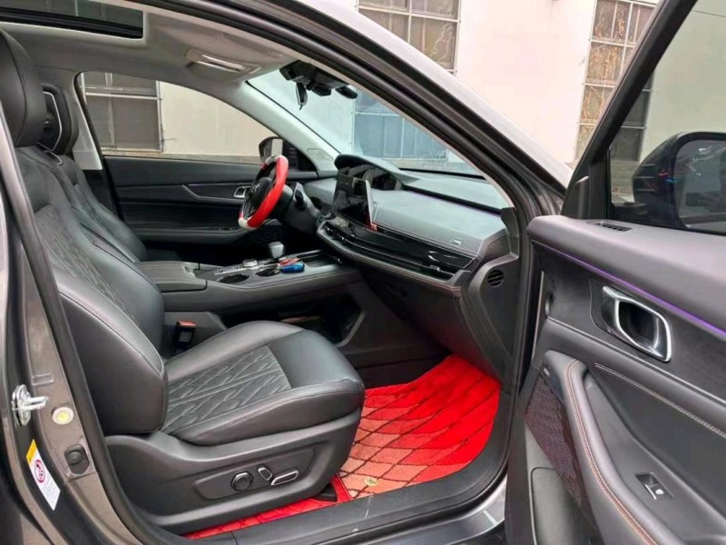 苏州22年长安汽车UNI-K6