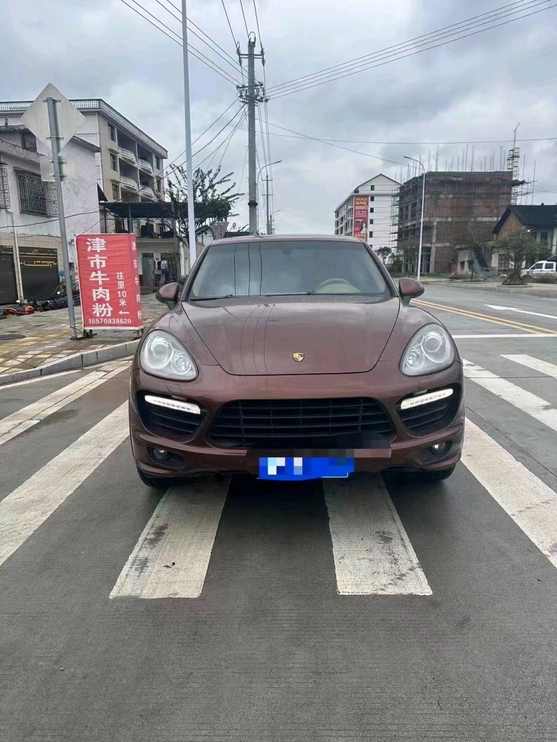 衡陽13年保時捷卡宴1