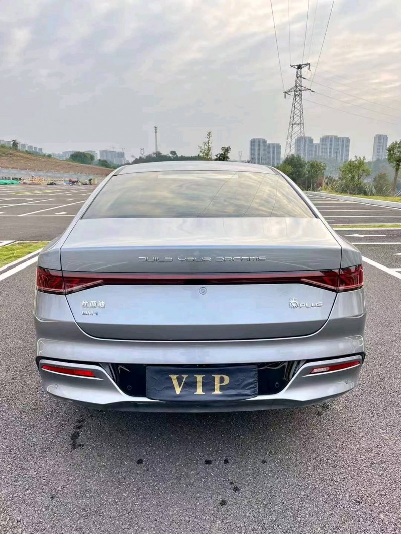 宜昌22年比亞迪秦8