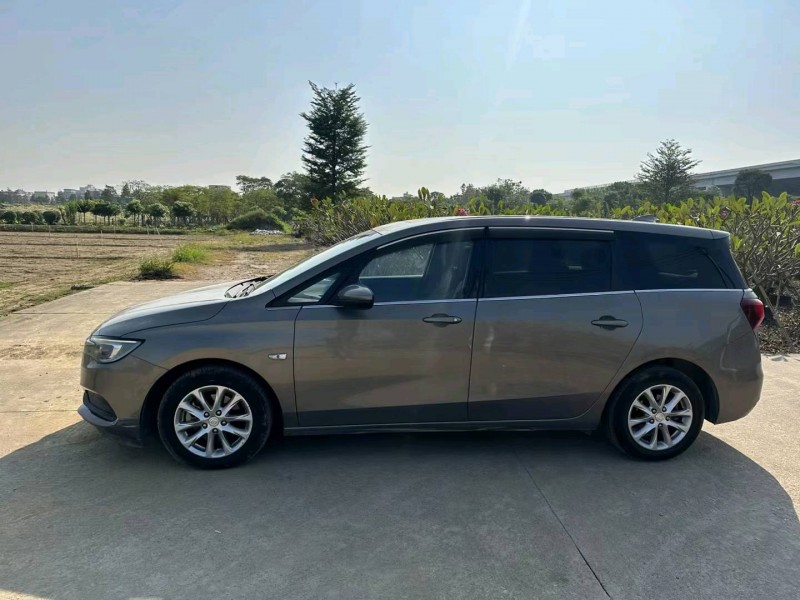 中山18年别克GL67