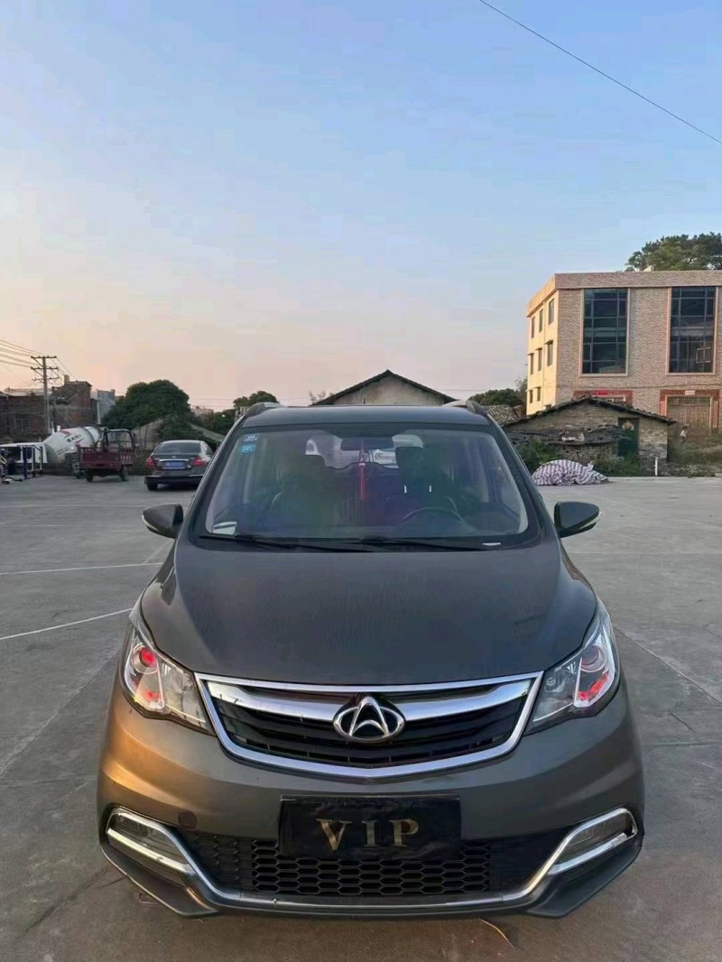梧州17年長安汽車歐尚1