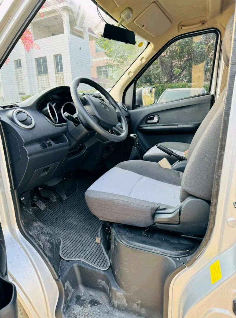 广州21年长安汽车睿行5