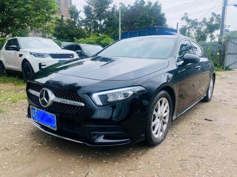 广州20年奔驰A3
