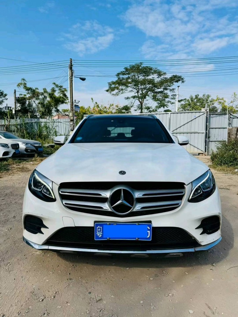 广州19年奔驰GLC1