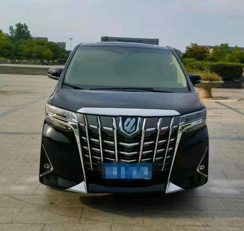 佛山21年丰田埃尔法1