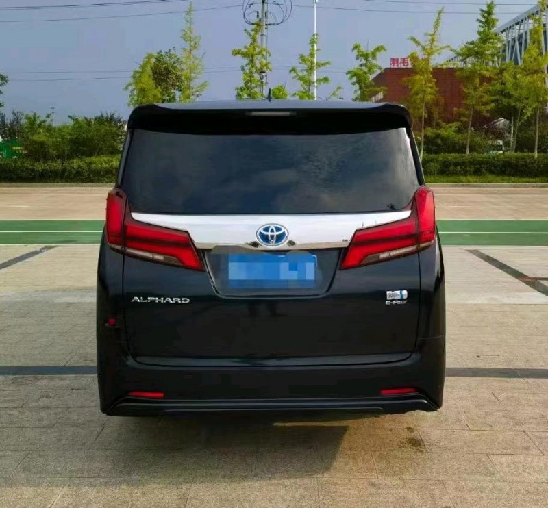 佛山21年丰田埃尔法7