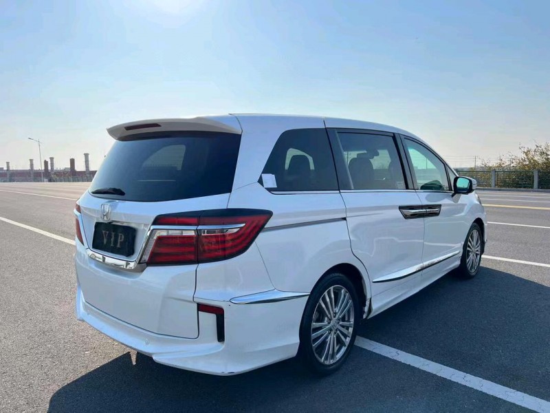 盐城16年本田艾力绅8