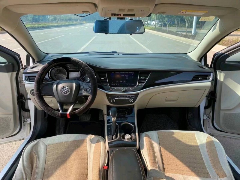 枣庄21年别克威朗4