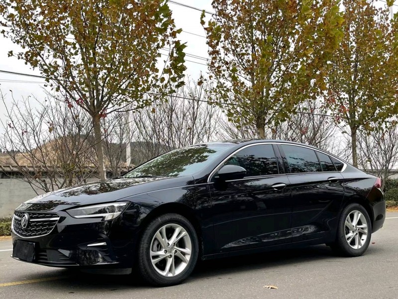 徐州21年别克君威3