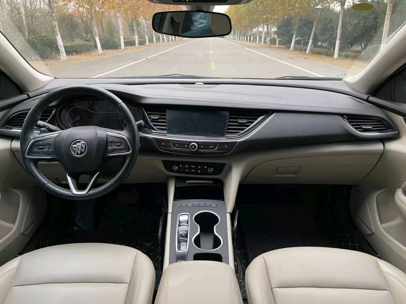 徐州21年别克君威4