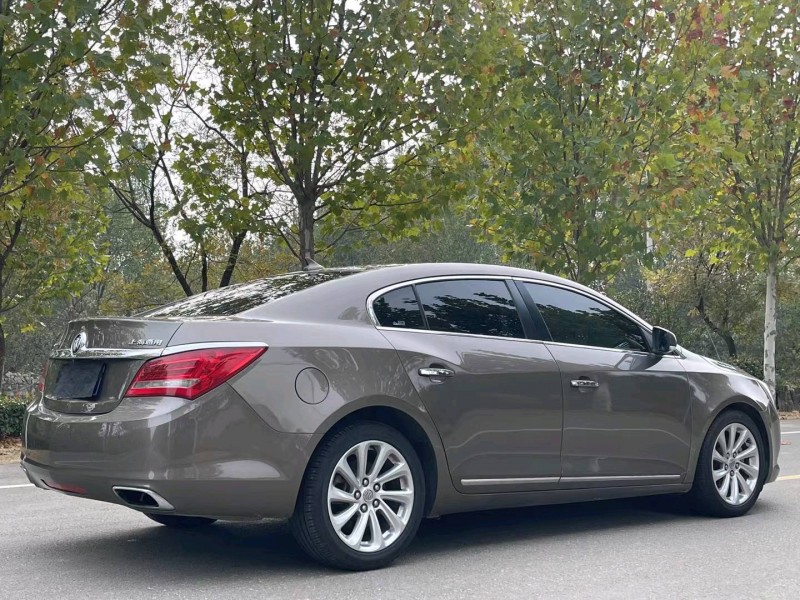 徐州14年别克君越7