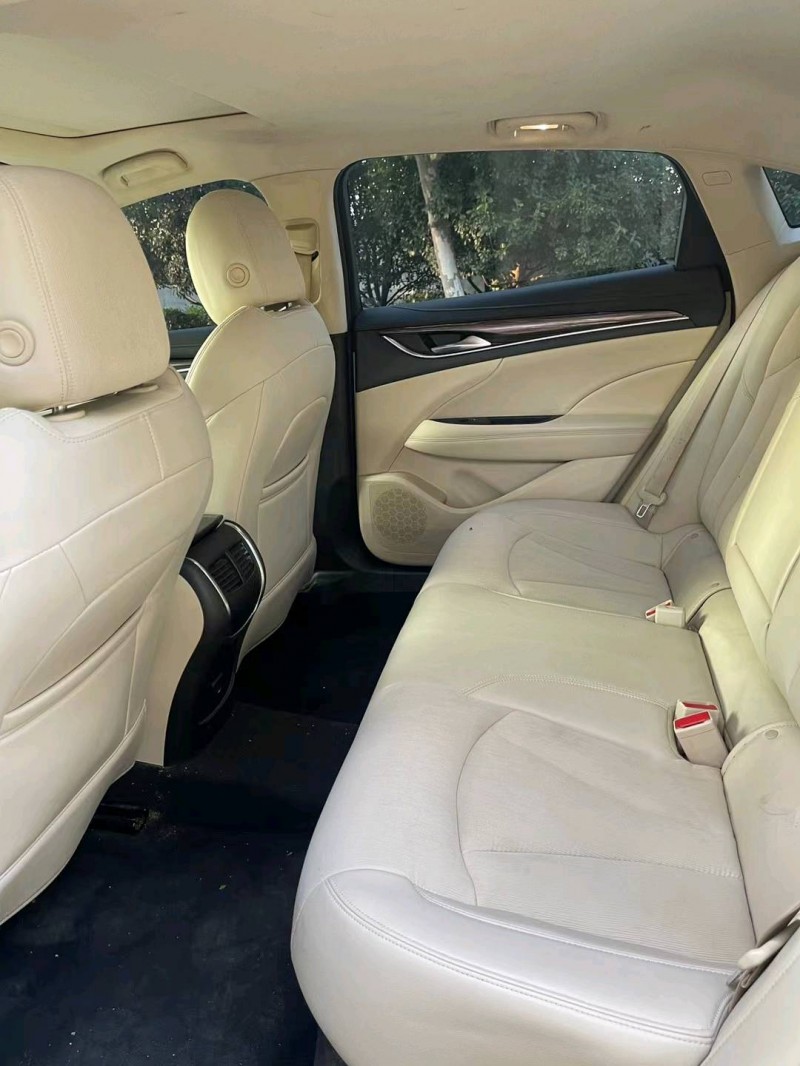 徐州20年别克君越6