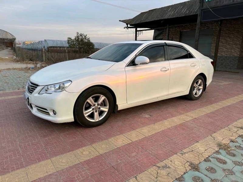 徐州12年丰田锐志3