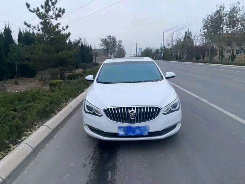 东营17年别克英朗1