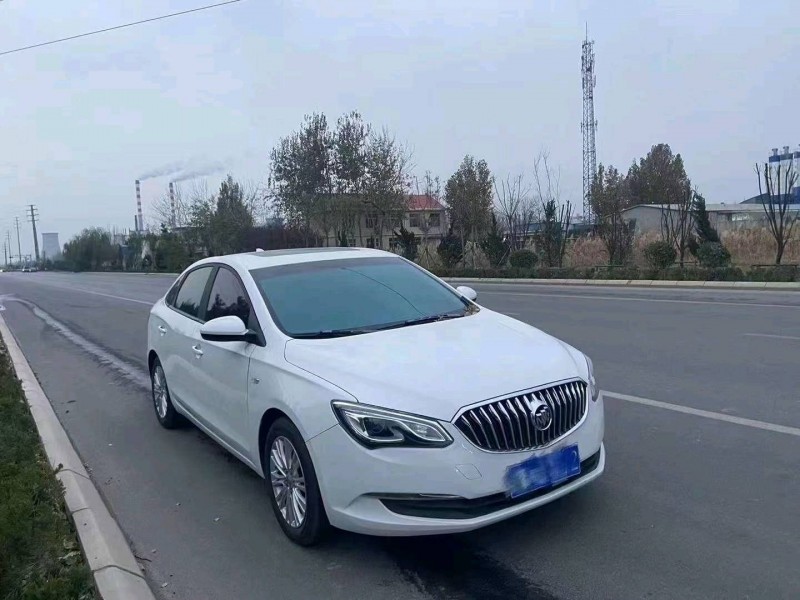 东营17年别克英朗2