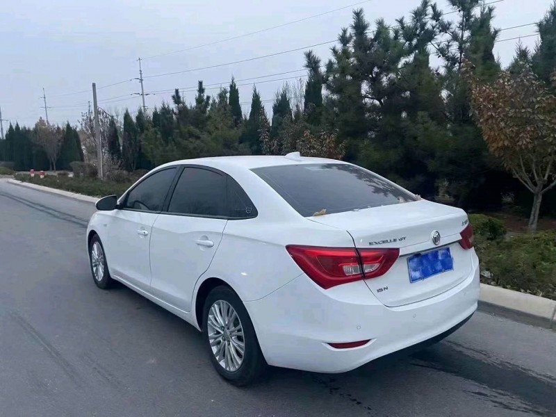 东营17年别克英朗9