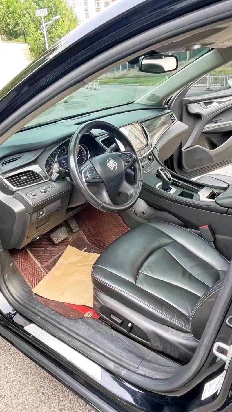 廊坊20年别克君越8