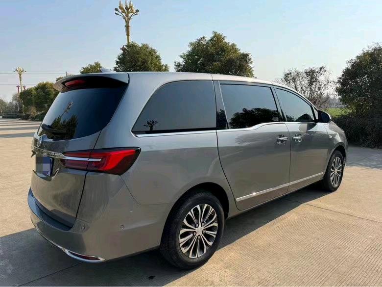 盐城22年别克GL84