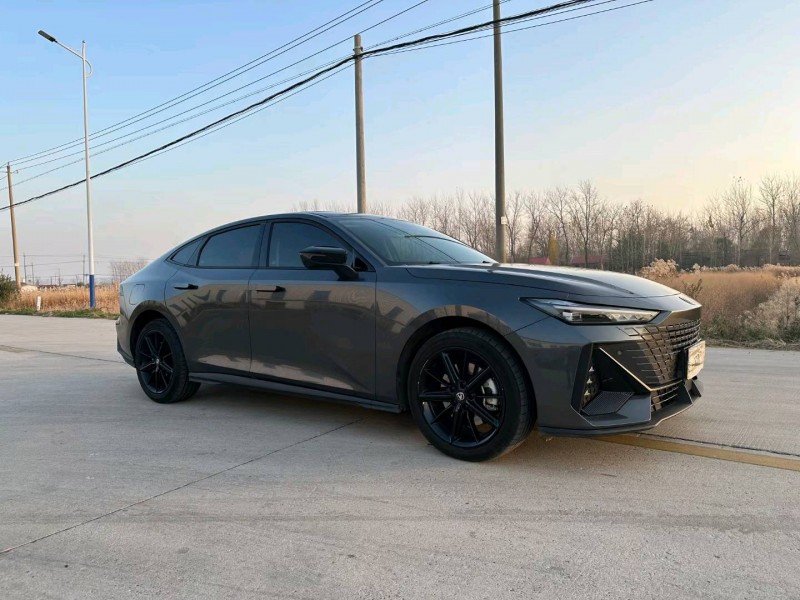 徐州23年长安汽车UNI-V3