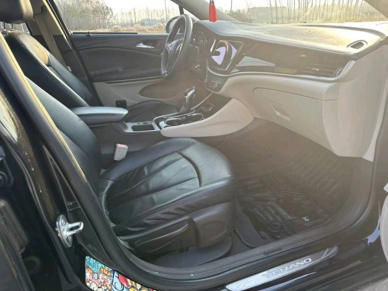 徐州16年别克威朗6