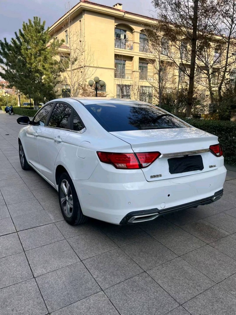 烟台18年吉利帝豪GL5