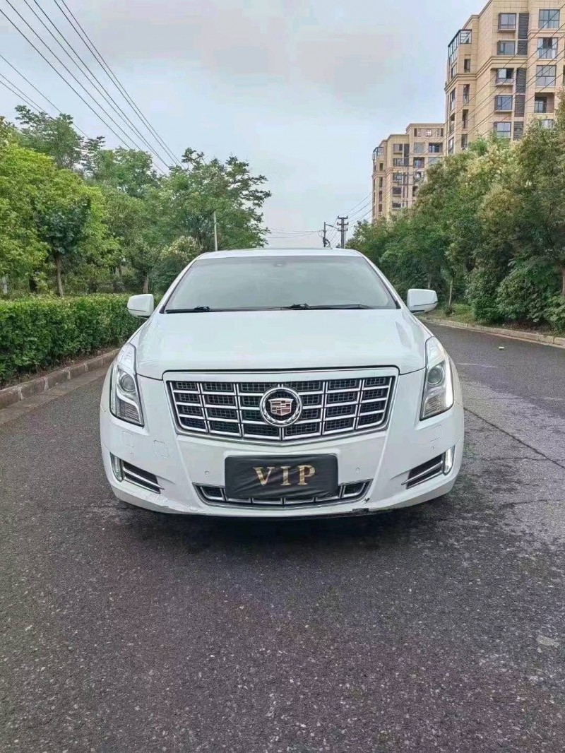 苏州16年凯迪拉克XTS1