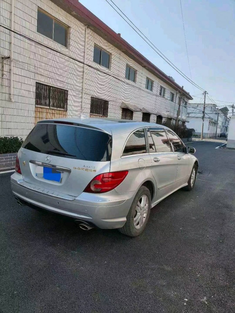东营09年奔驰R2