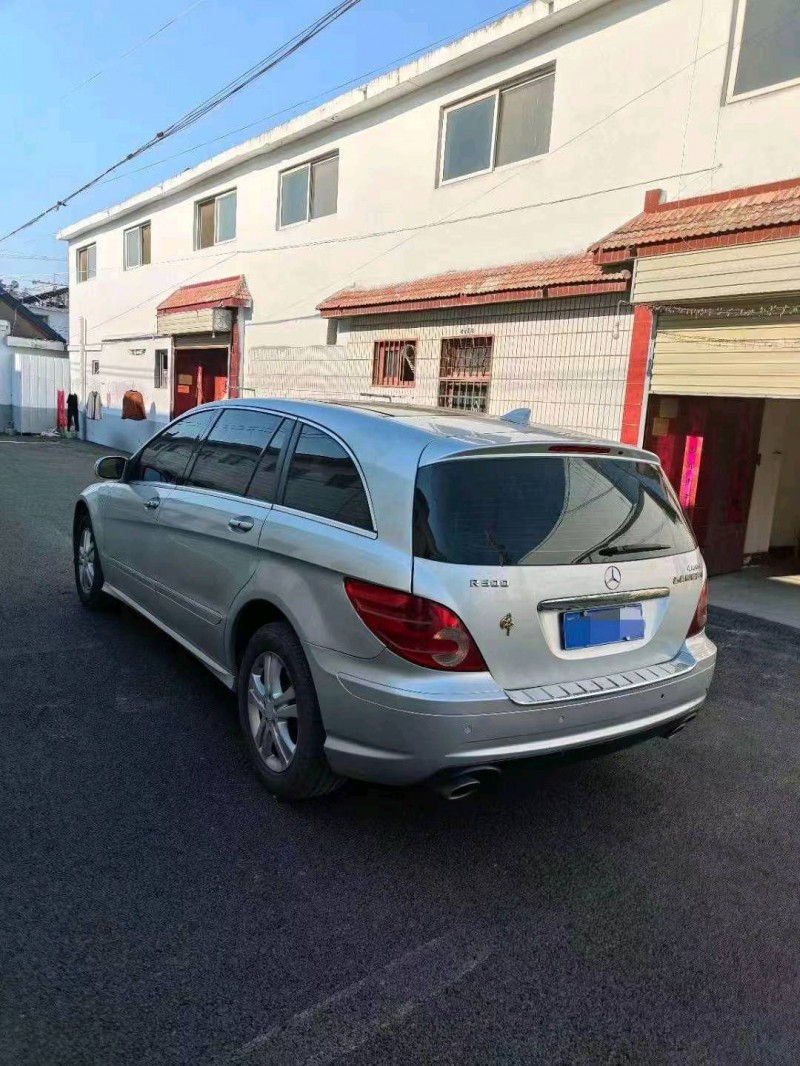 东营09年奔驰R3