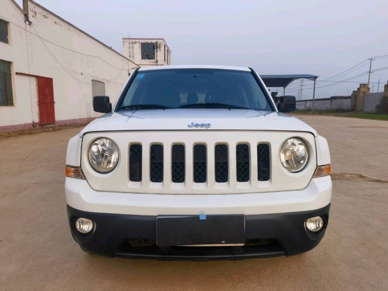 徐州15年Jeep自由客1