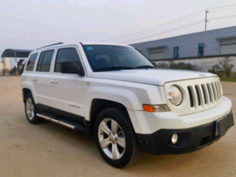 徐州15年Jeep自由客2