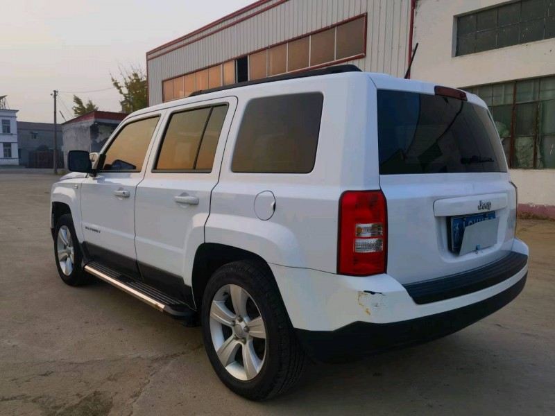 徐州15年Jeep自由客3