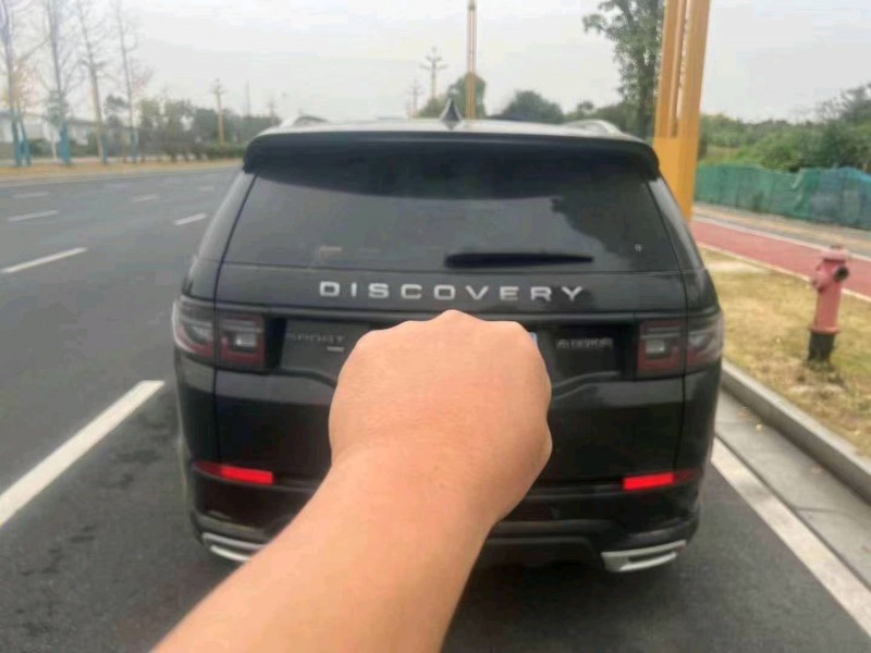 珠海23年路虎发现神行8