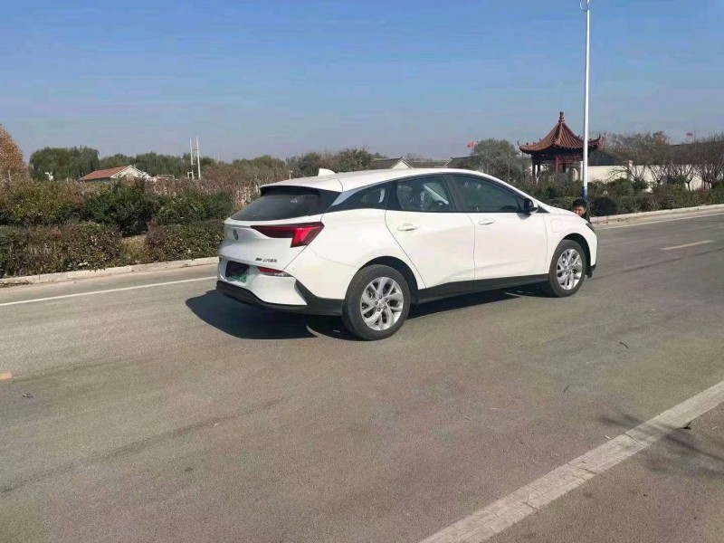 枣庄23年别克velite64