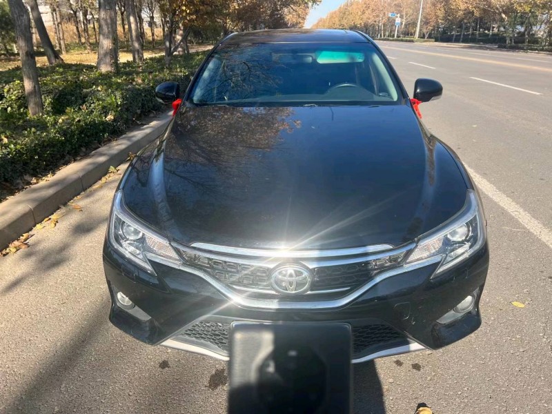 潍坊14年丰田锐志1