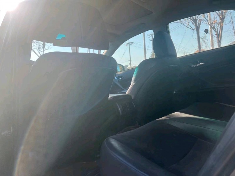 潍坊14年丰田锐志3